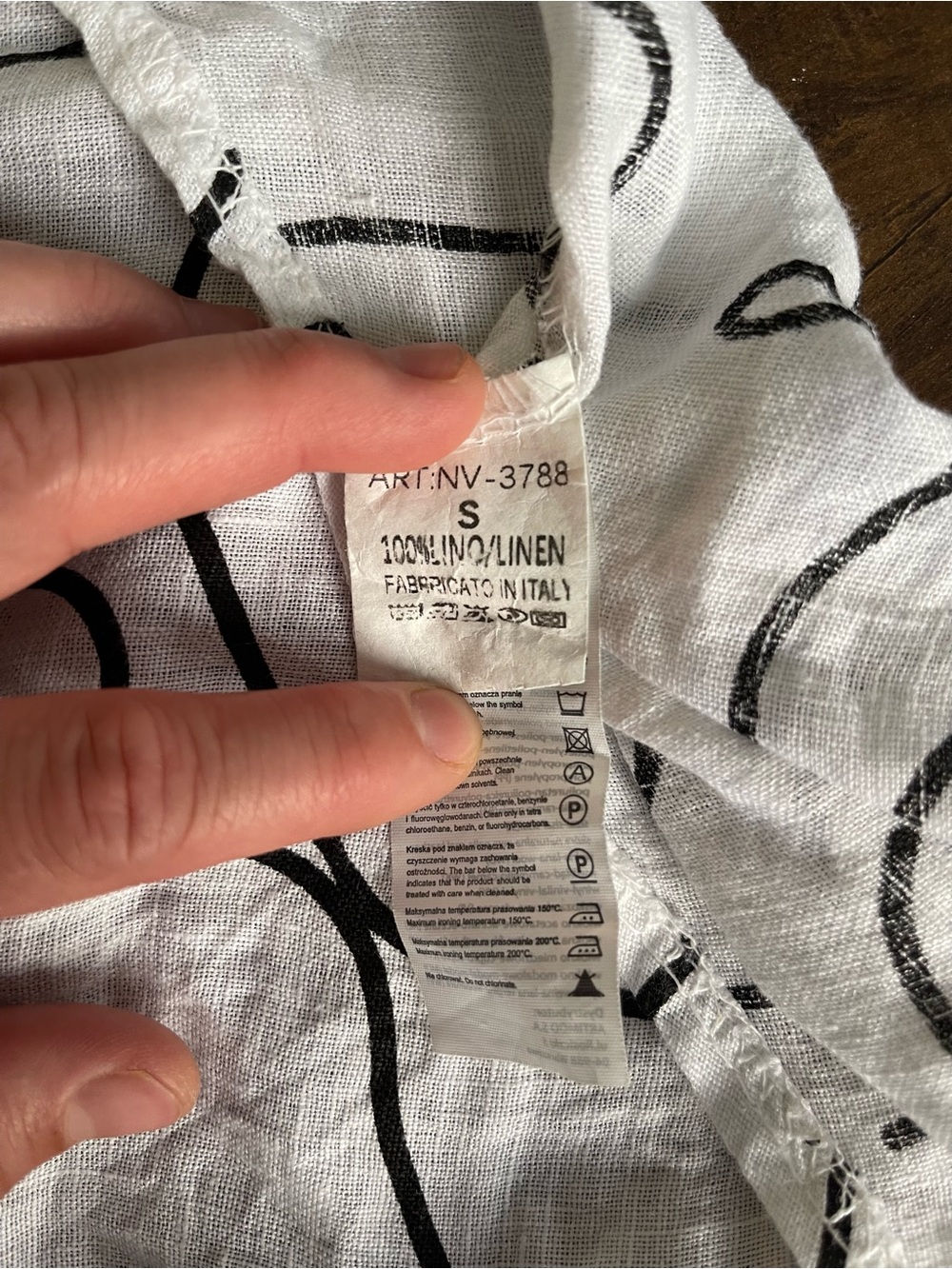 Sleeveless Linen White Graphic Face Print Dress - Picture 9 of 10